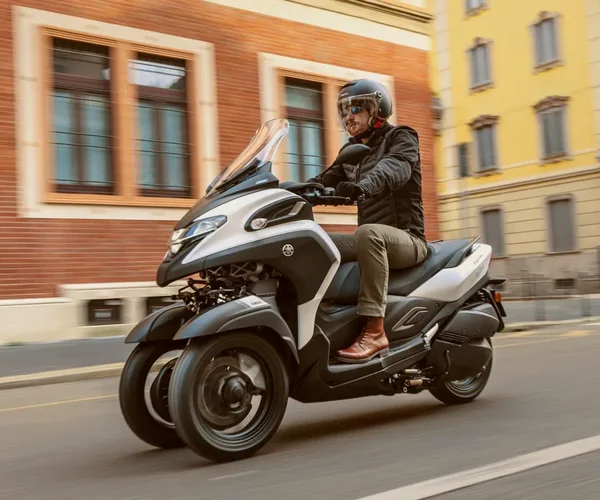 Scooter 3 roues Yamaha Tricity 300 0