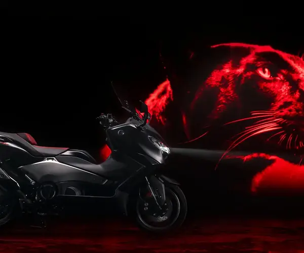 Scooter T MAX Anniversaire 0