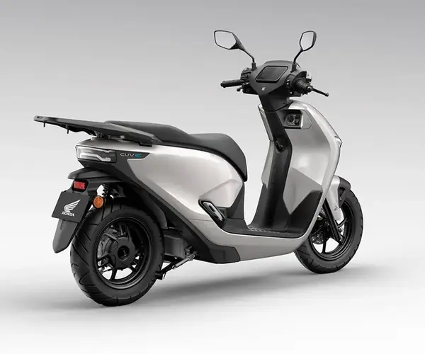 Scooter electrique 125 Honda CUV e 50