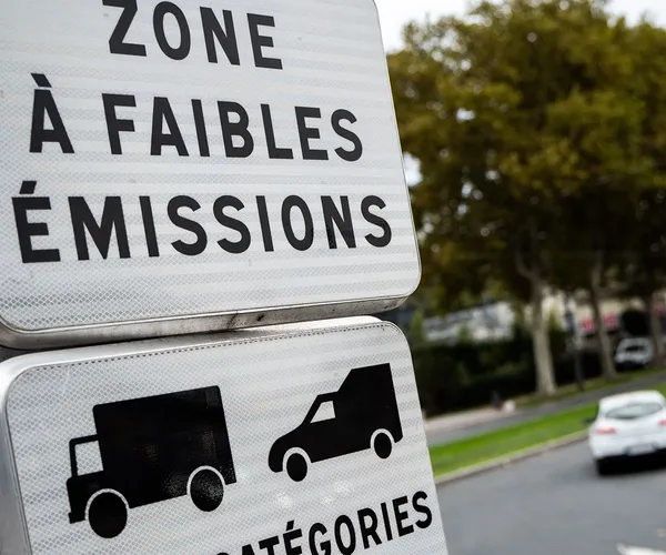 ZFE Scooter 3 Roues 0