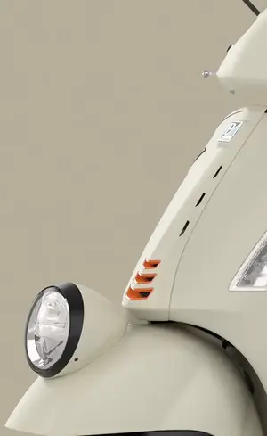 Maxi scooter Vespa 310 GT 7