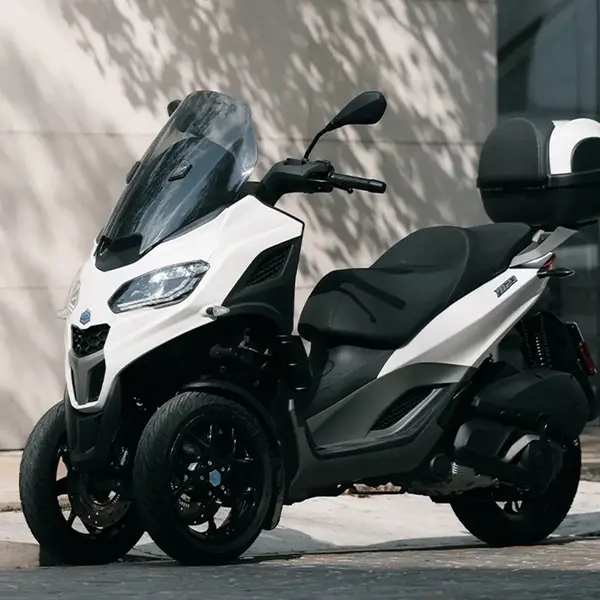 Promotion scooter 3 roues MP3 310 Piaggo