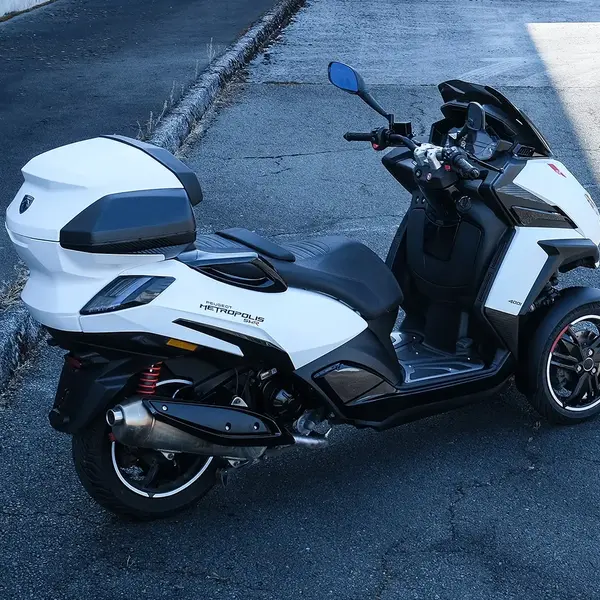Scooter 3 roues Peugeot Metropolis SW R 0