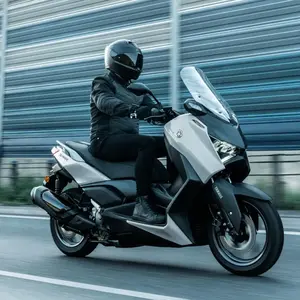 Maxi scooter Yamaha XMAX 300 Tech Max 0