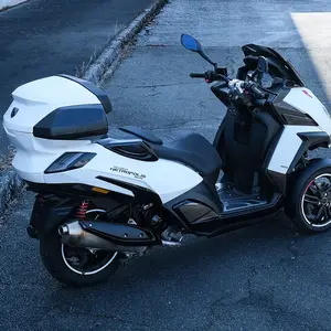 Scooter 3 roues Peugeot Metropolis SW R 0