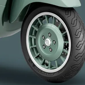 Sxooter Vespa Primavera 80th 125 0